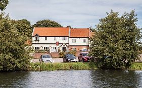 Wayford Bridge Inn Stalham